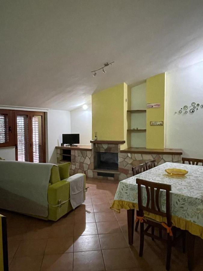 La Casa Del Pino Apartment Policoro Luaran gambar