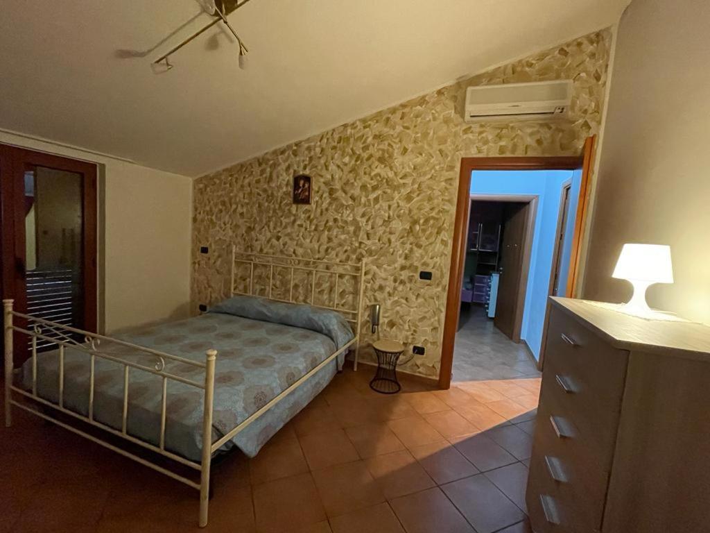 La Casa Del Pino Apartment Policoro Luaran gambar